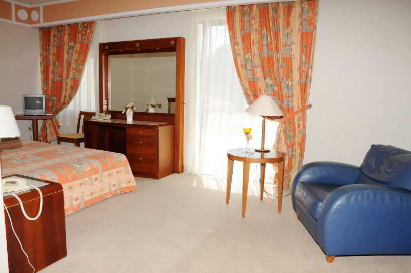 Hotel Olympia Palace Олимпия Экстерьер фото